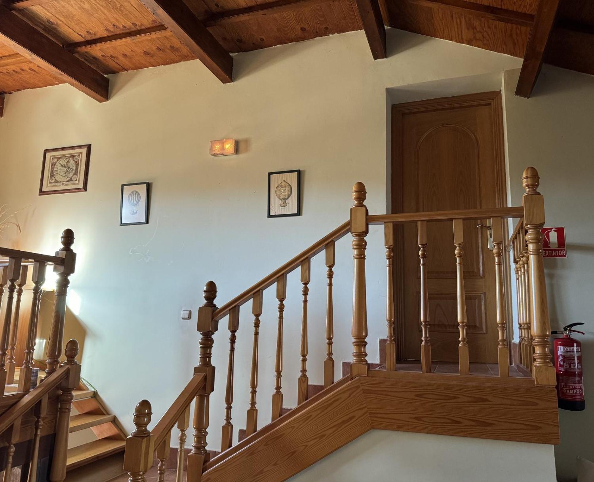 Hotel Pico Espiguete Alba de los Cardaños Екстериор снимка